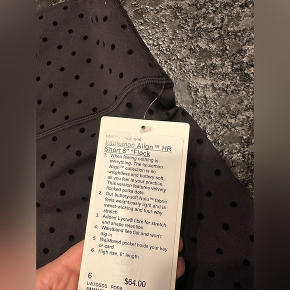 lululemon Align High-Rise Short polka dot Flocked - Picture 3 of 6